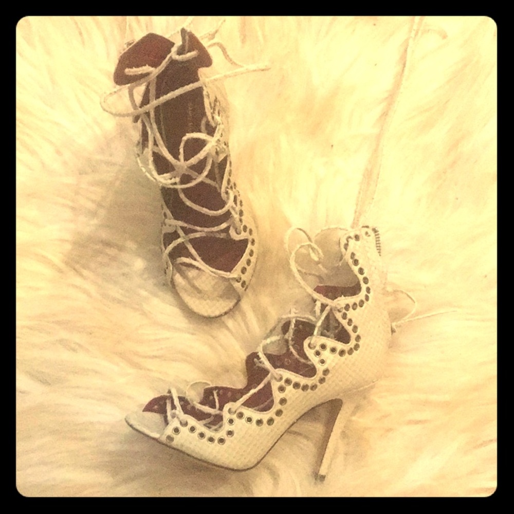 Isabel marant grommet leather lace up sandals